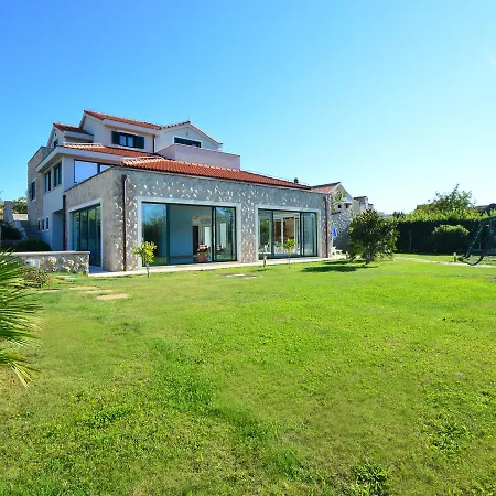 Βίλα Marina By Interhome *